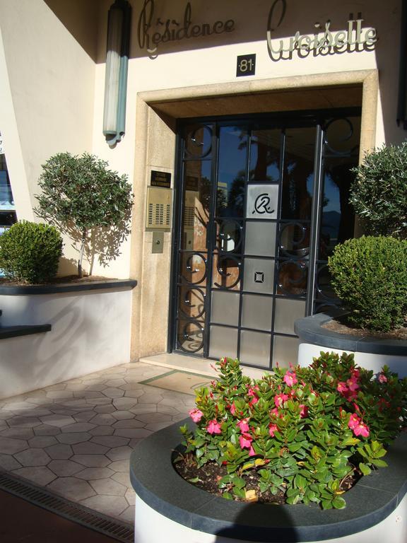 Apartment On The Croisette With Sea View Cannes Room photo