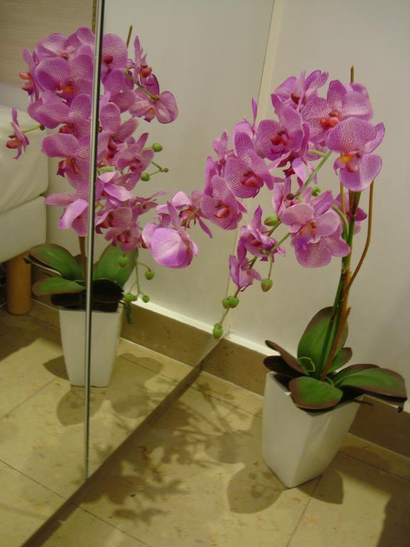 Apartment On The Croisette With Sea View Cannes Room photo